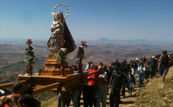 Festa della Madonna dell'Alto a Castellana Sicula a Castellana Sicula