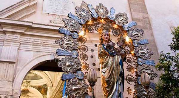 Festa di Maria Regina degli Angeli a Mineo a Mineo
