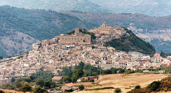 Insabbiata nel Borgo dei Borghi a Montalbano Elicona a Montalbano Elicona